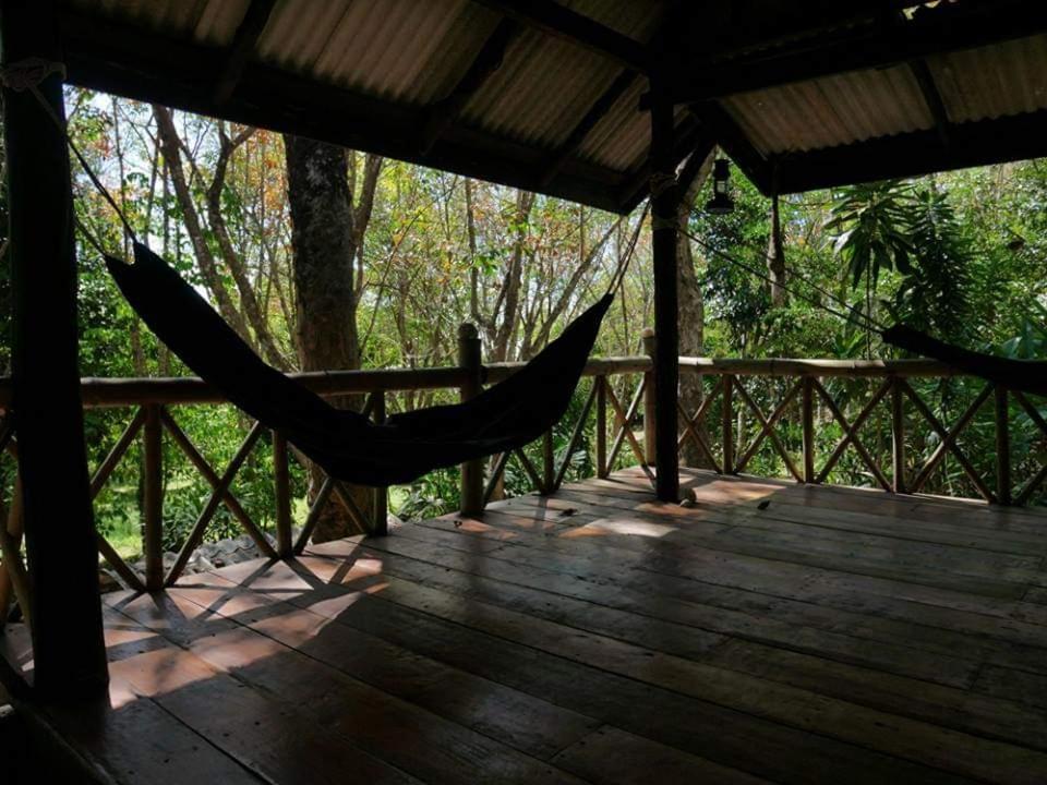 Dugong Koh Sukorn Hotel เกาะสุกร ภายนอก รูปภาพ